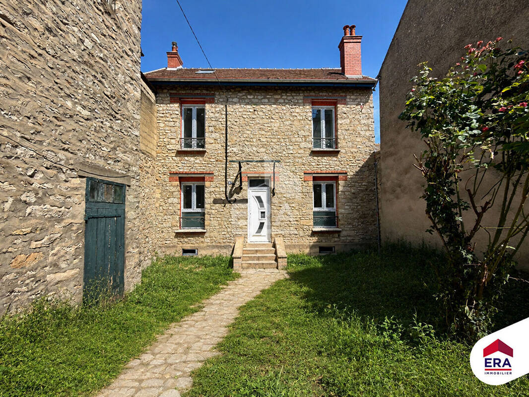Maison à NEMOURS