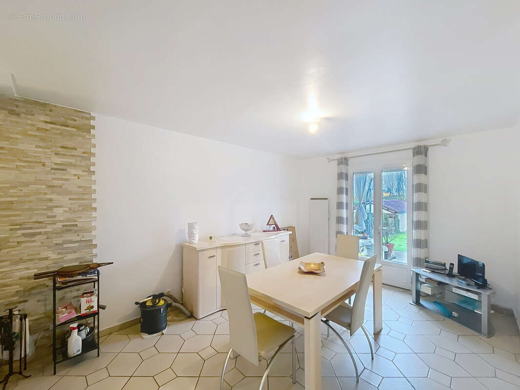 Maison à COULOMMIERS