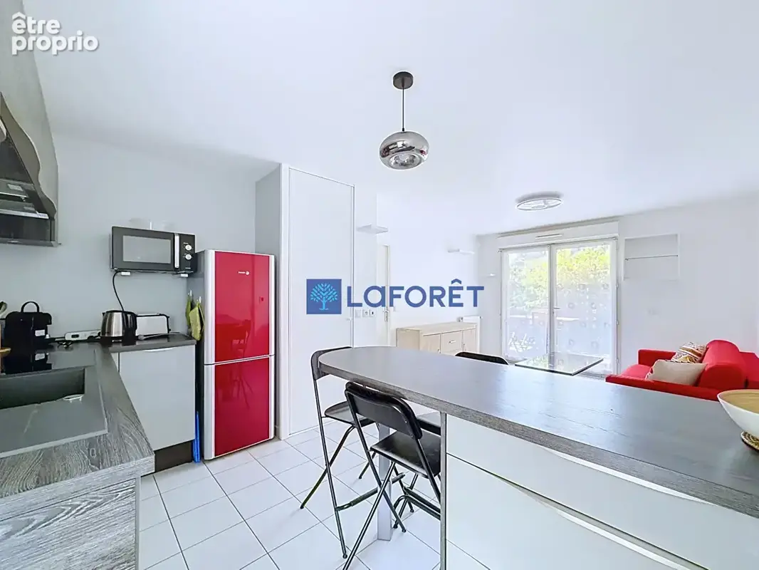 Appartement à SAINTE-GENEVIEVE-DES-BOIS