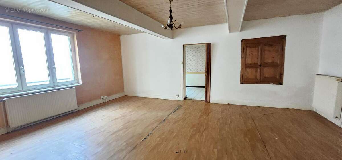 Maison à LOIRE-SUR-RHONE