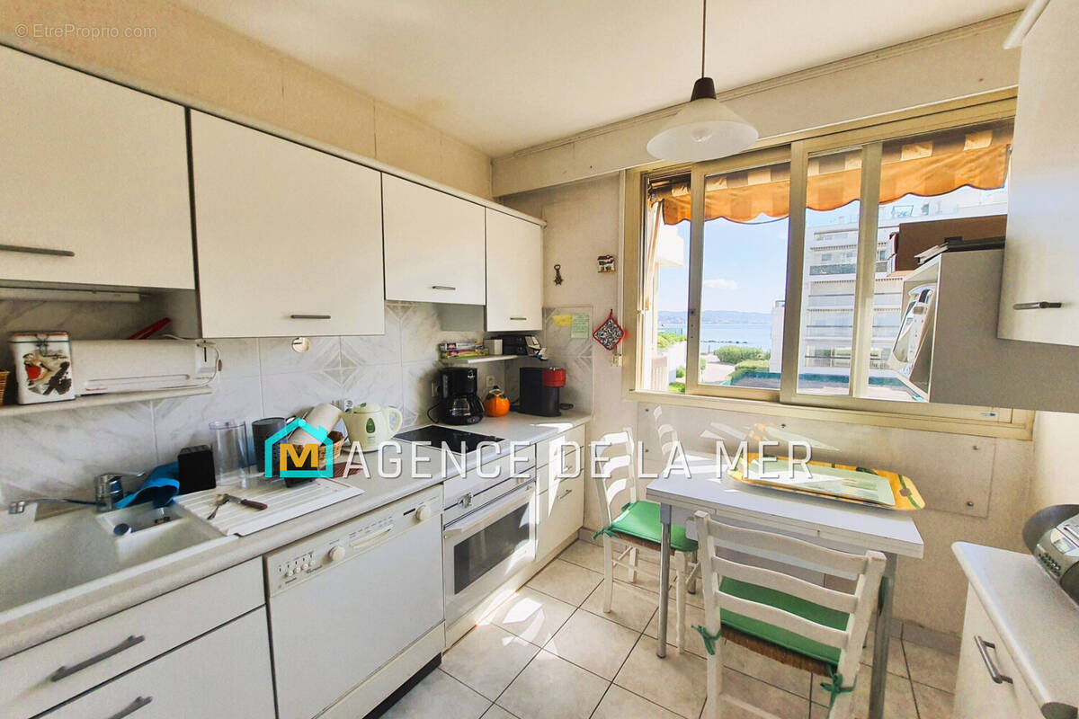 Appartement à MANDELIEU-LA-NAPOULE