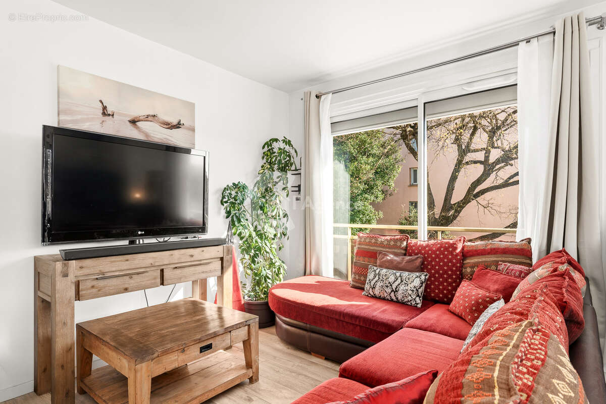 Appartement à LE CANNET