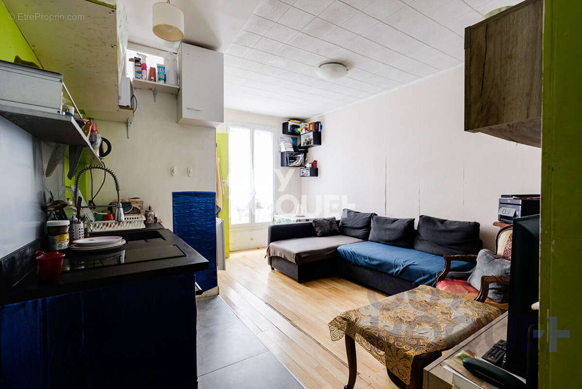 Appartement à PARIS-18E