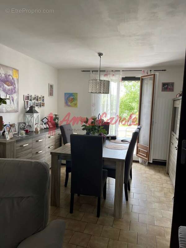 Maison à VILLEMARECHAL