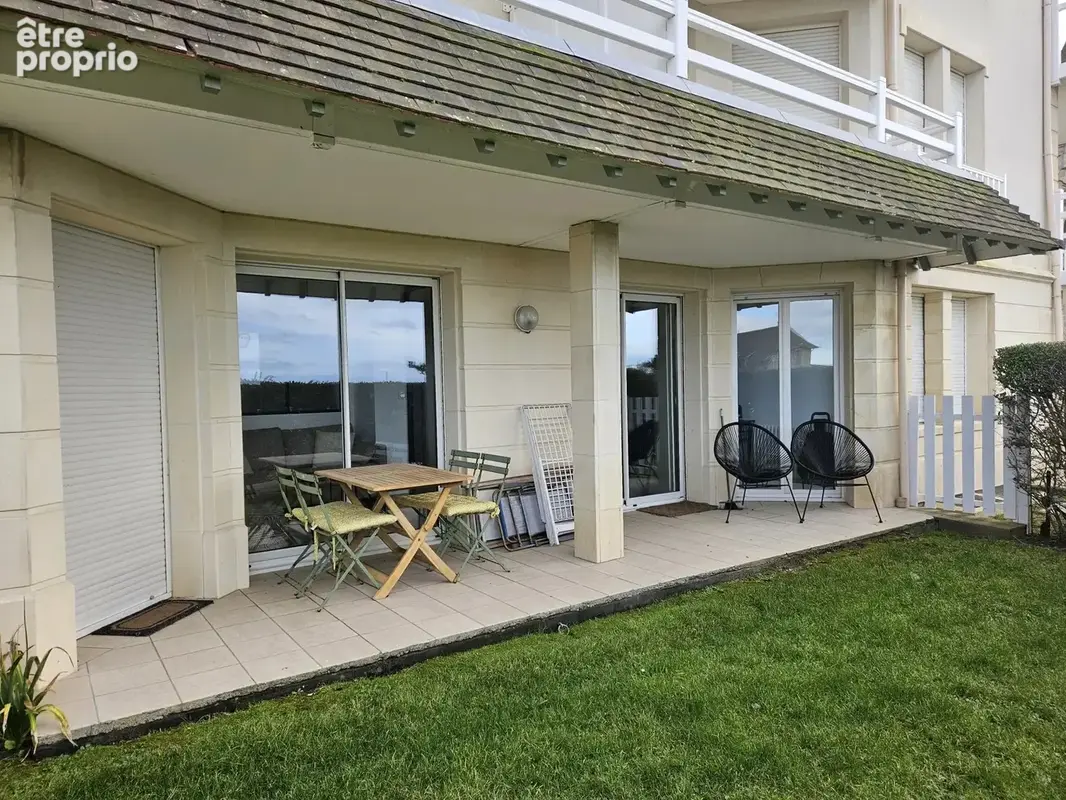 Rare à deauville / tourgéville – appartement 3 pièces rénové en 1ère ligne mer avec jardin privatif et vue mer - photo 10