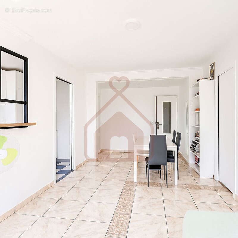 Appartement à LE KREMLIN-BICETRE