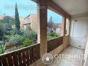 Appartement à ROQUEBRUNE-SUR-ARGENS