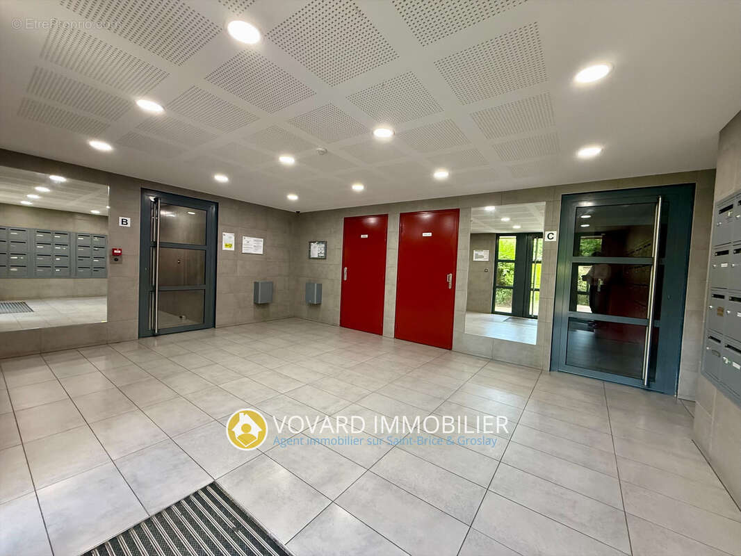 Appartement à SAINT-BRICE-SOUS-FORET