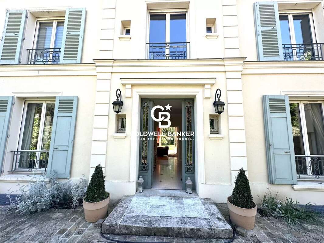 Maison à LE VESINET