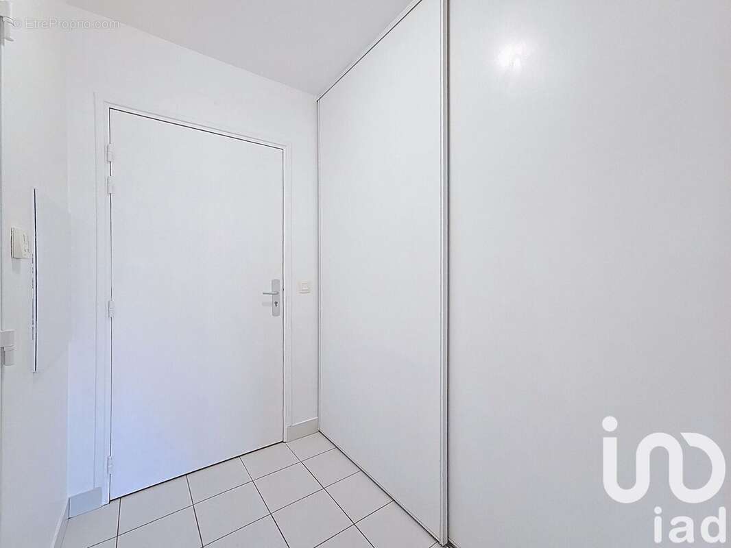 Photo 2 - Appartement à CHEVRY-COSSIGNY