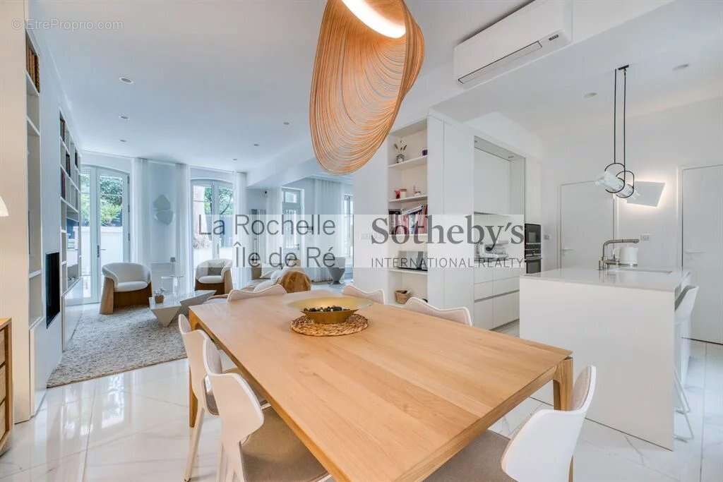 Maison à LA ROCHELLE