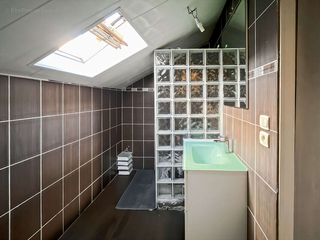 Appartement à EPONE