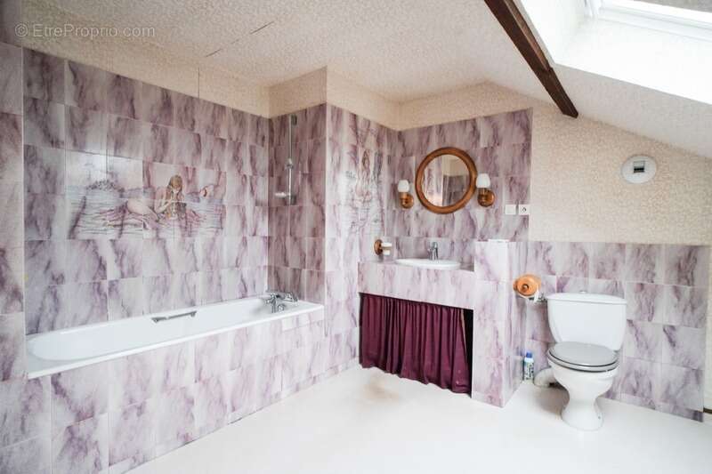 Maison à SAINT-CYR-SUR-MENTHON