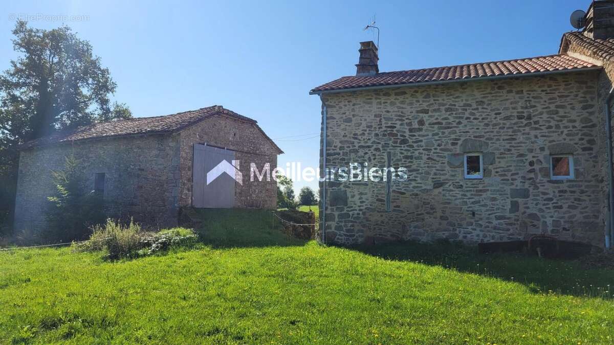 Maison à SOUSCEYRAC