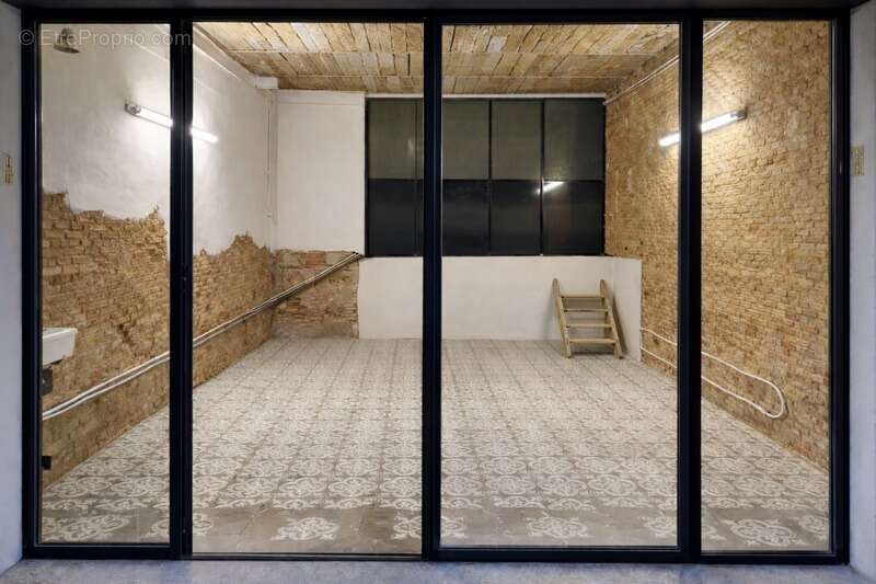 Commerce à MARSEILLE-6E