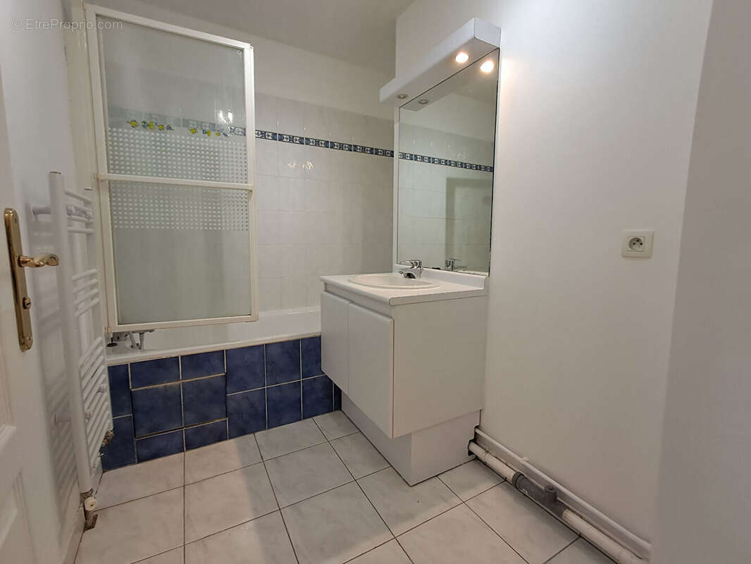 Appartement 70m² à vaujours - photo 6