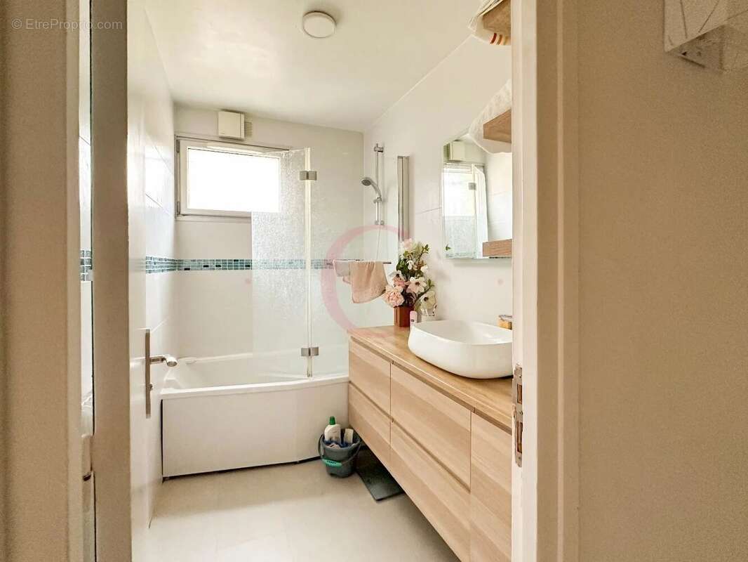 Appartement à BOURG-LA-REINE