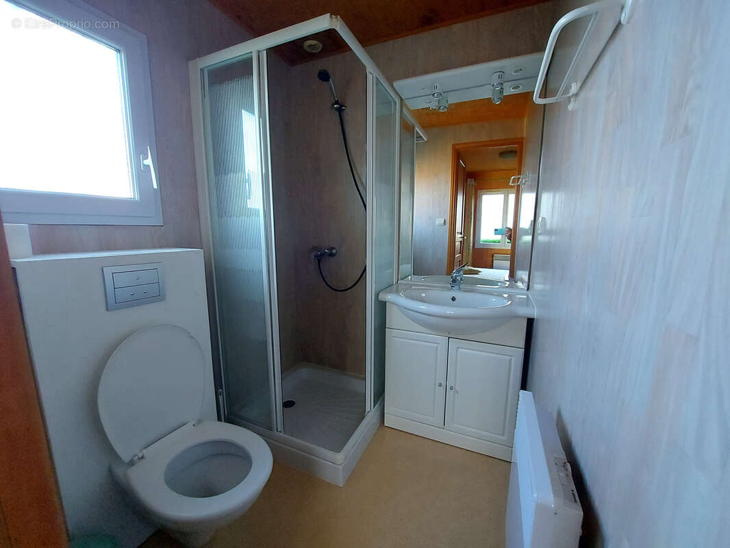 Maison à SAINT-MAMET-LA-SALVETAT