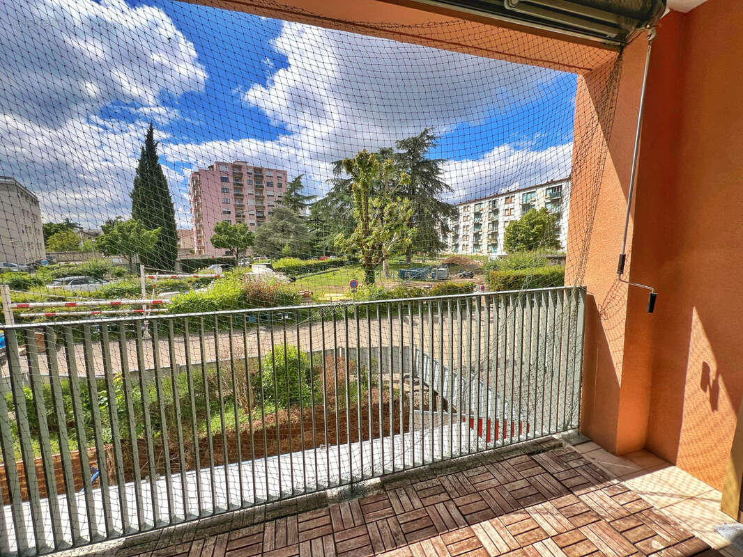 Appartement à SAINT-PRIEST