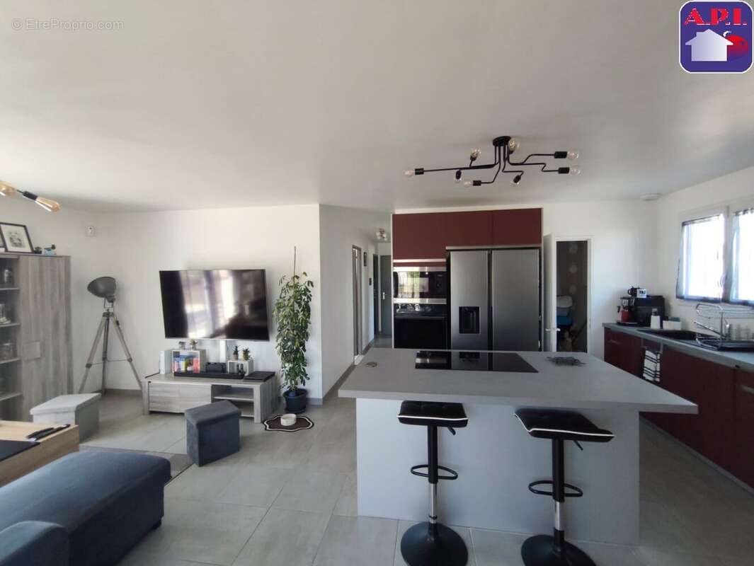 Maison 83 m² à Peyssies  - photo 2