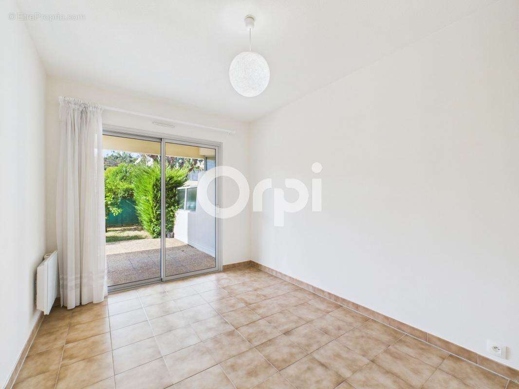 Appartement à MANDELIEU-LA-NAPOULE