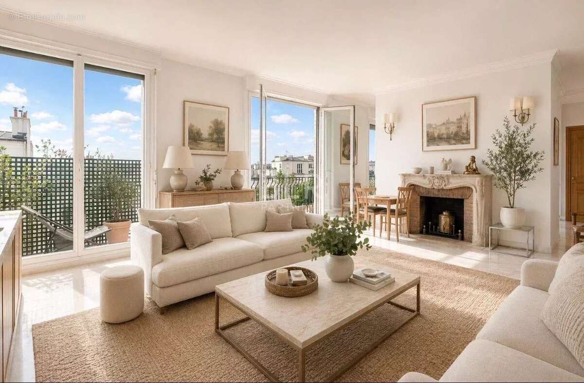 Appartement à NEUILLY-SUR-SEINE