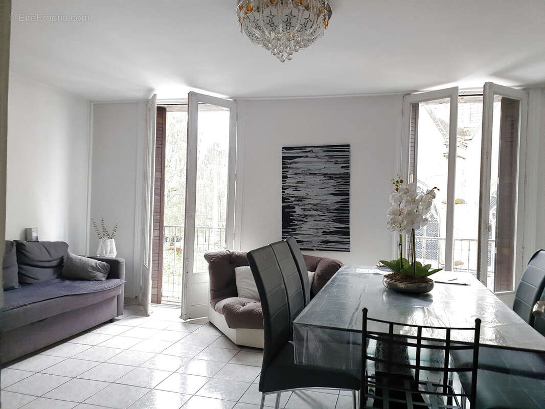 Appartement à MONTEREAU-FAULT-YONNE