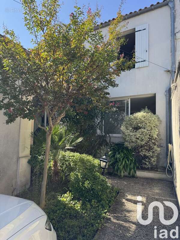 Photo 2 - Appartement à SAINTES