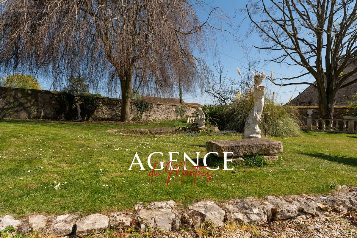 Maison à DONNEMARIE-DONTILLY