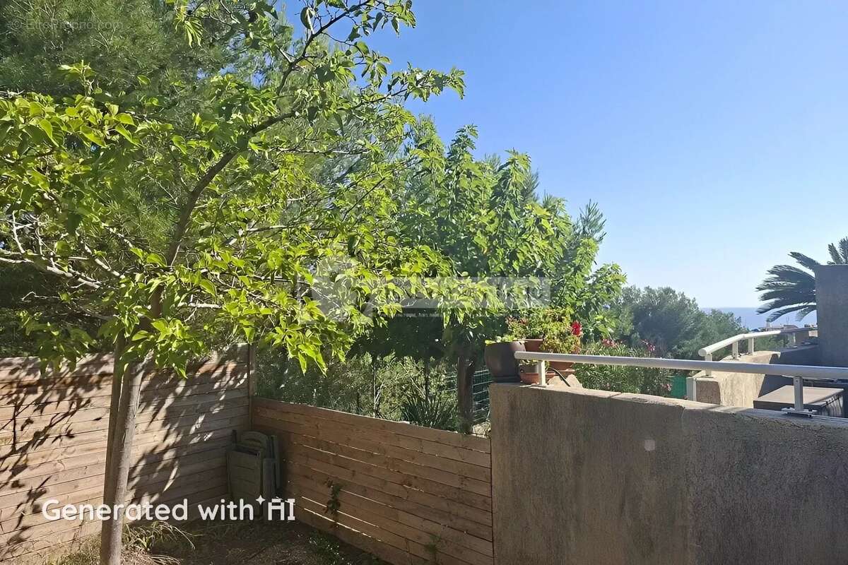 Appartement à SAUSSET-LES-PINS