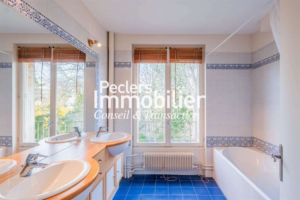 Appartement à RUEIL-MALMAISON