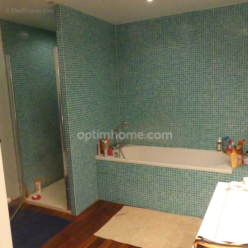 Maison à VIC-DE-CHASSENAY