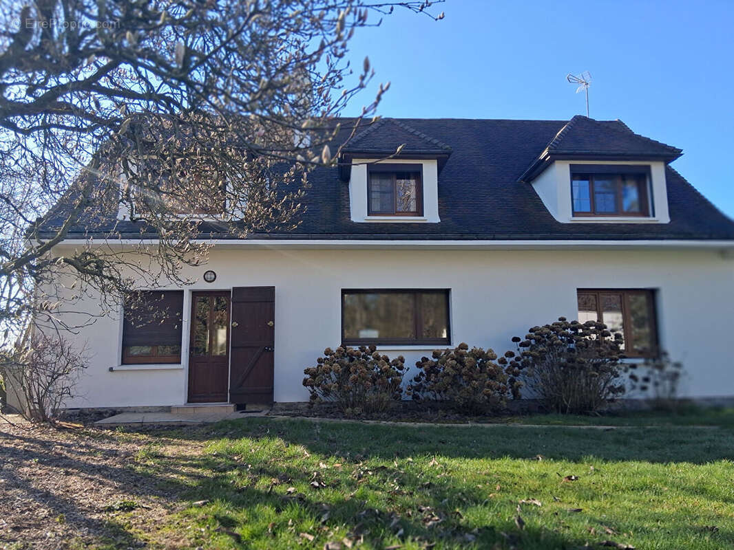 Maison à ROUGERIES