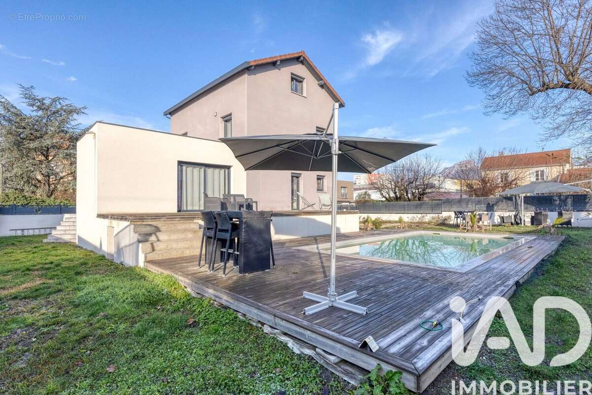 Photo 2 - Maison à GRENOBLE