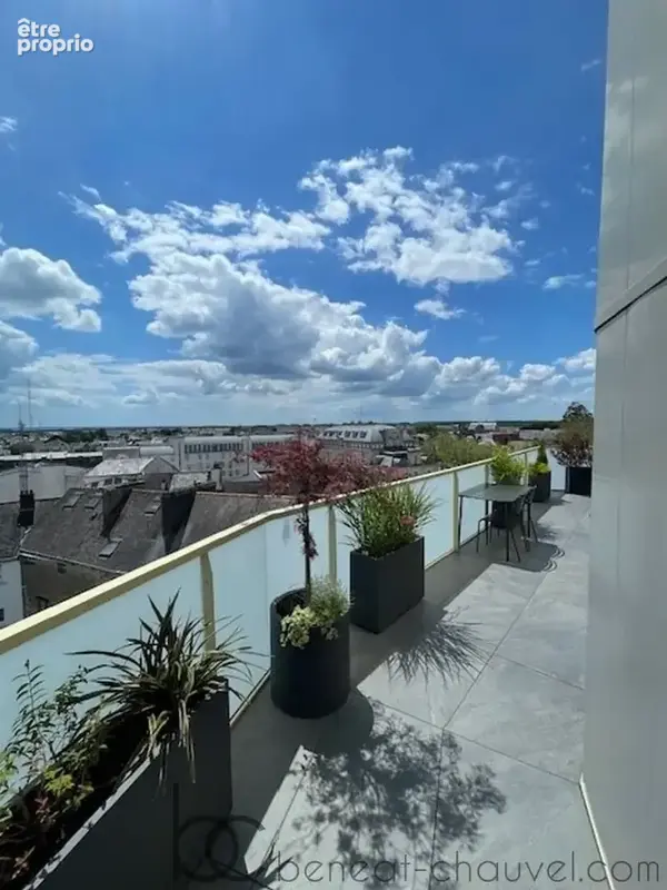 Appartement T4 Dernier Étage Vannes Centre-Ville - Terrasse, Vue Dégagée & Parking Double - photo 8