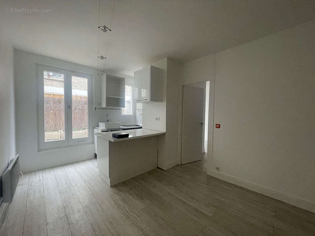 Appartement Paris 2 pièce(s) 28.55 m2 - photo 3