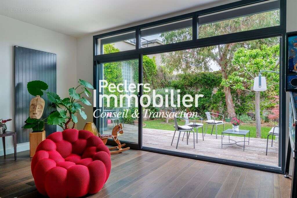 Maison à NANTERRE