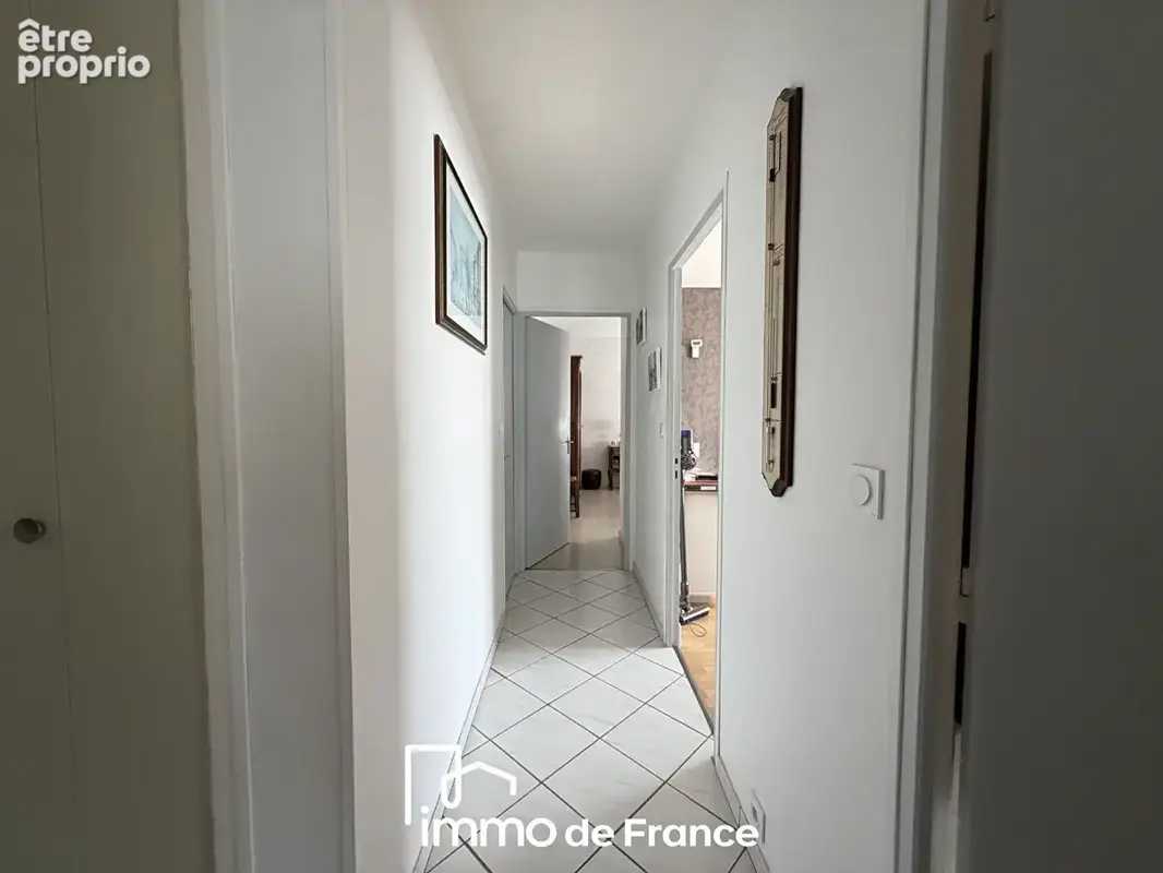 Grande Maison familiale Type 8 avec jardin et piscine - photo 9