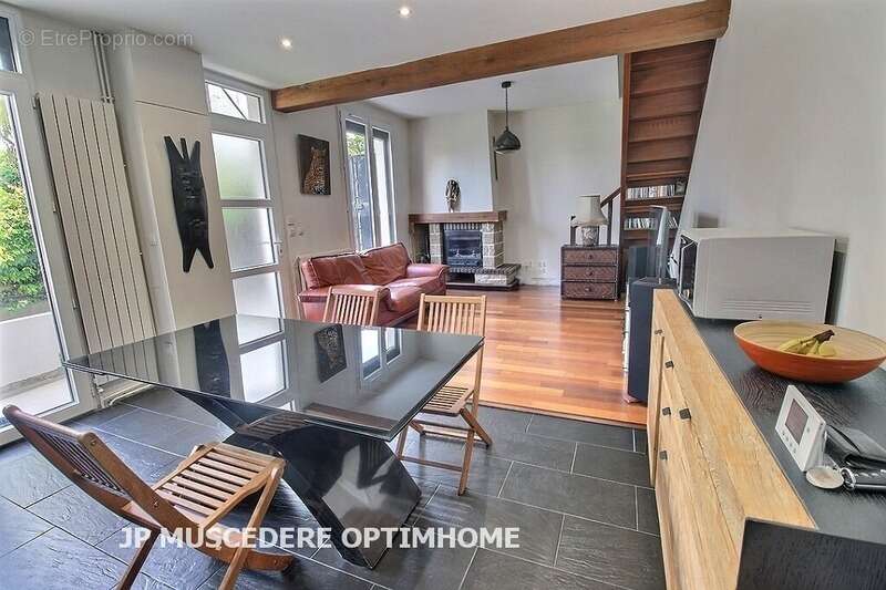 Appartement à VITRY-SUR-SEINE