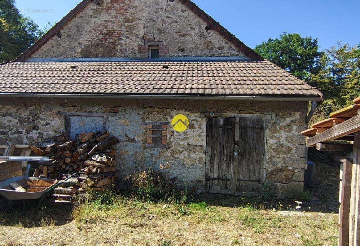 Maison 104 m² à Le Bourg-D'hem  - photo 11