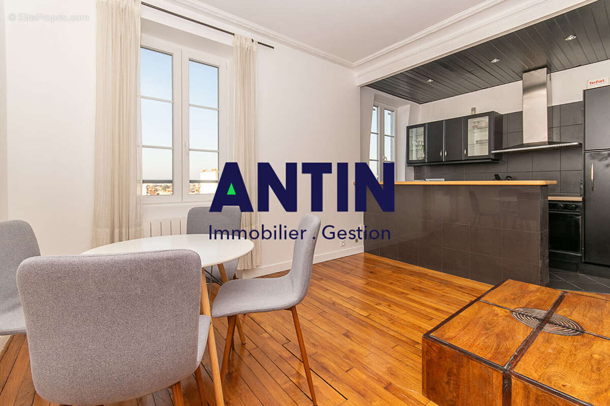Appartement à LA GARENNE-COLOMBES