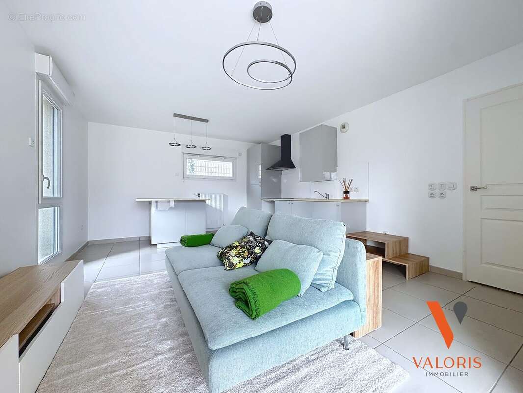 Appartement à SAINT-ISMIER