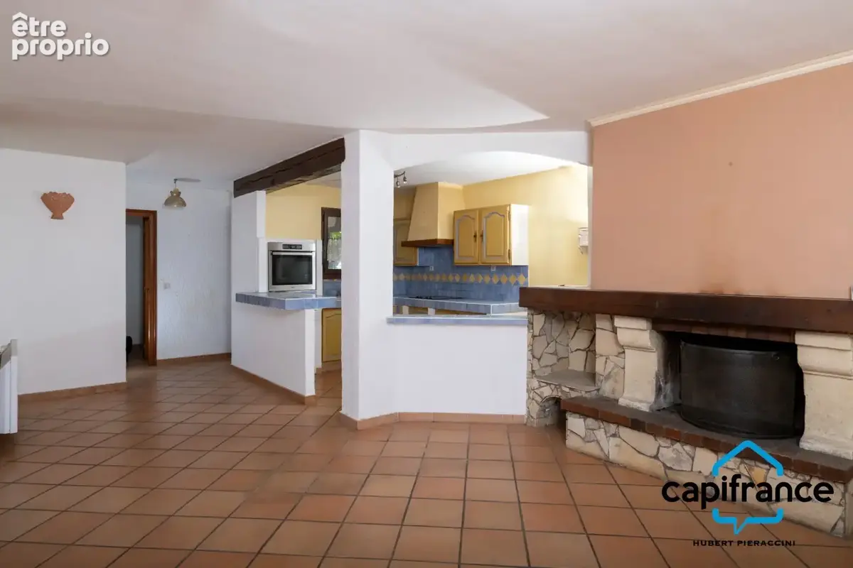 La Seyne sur mer/proche Six fours Villa de 100m2 au calme, piscine, garage, belle vue - photo 7