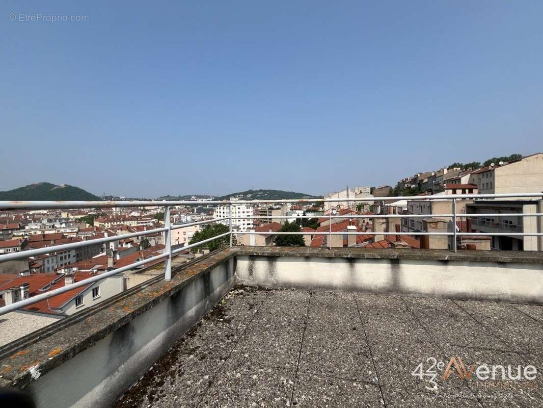 Appartement à SAINT-ETIENNE