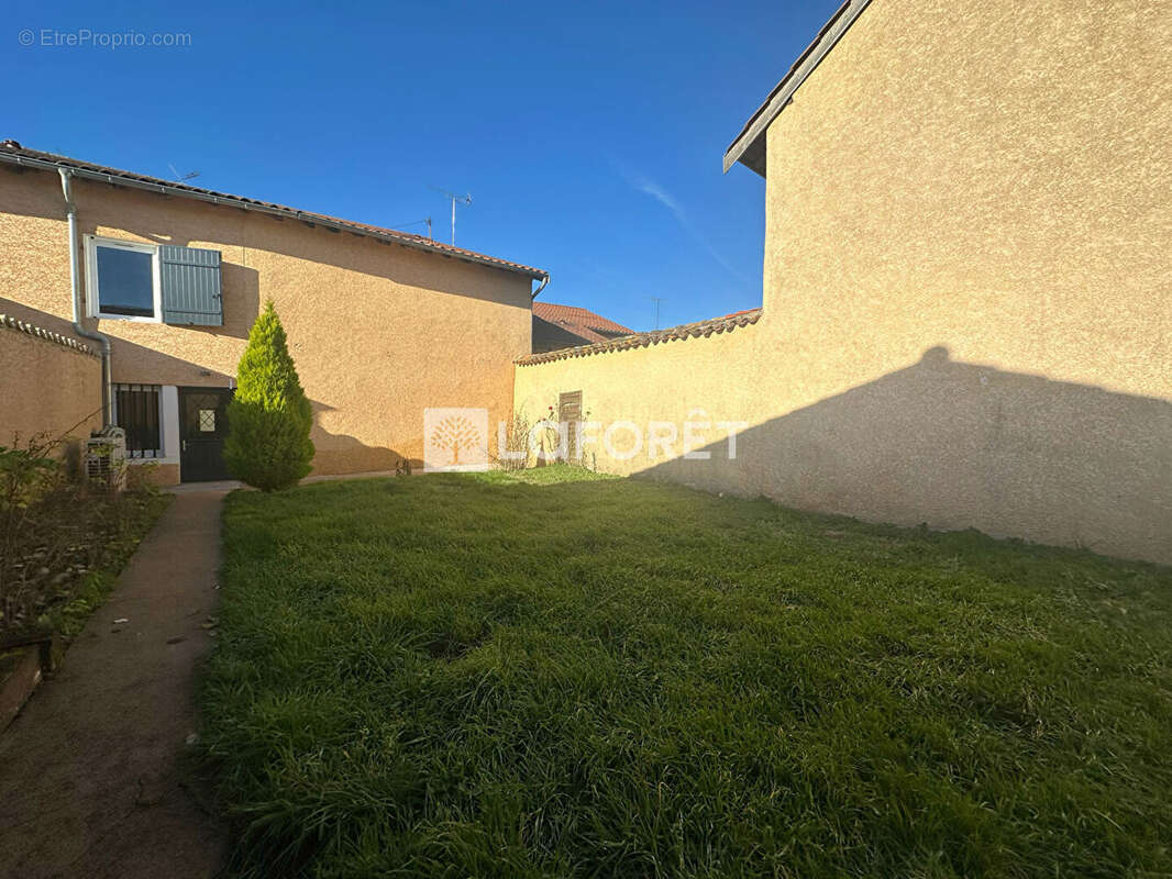 Maison à SAINT-TRIVIER-SUR-MOIGNANS