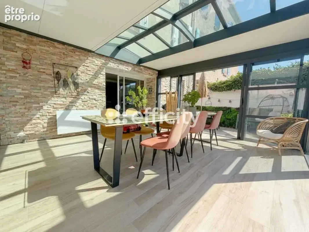 Maison 10 pièces 220 m² à vendre à Marseille-11e (13011) - photo 5
