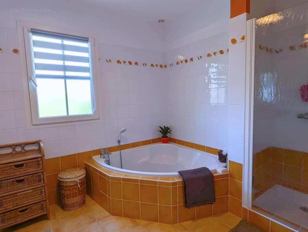 Photo 6 - Maison à VOUILLE