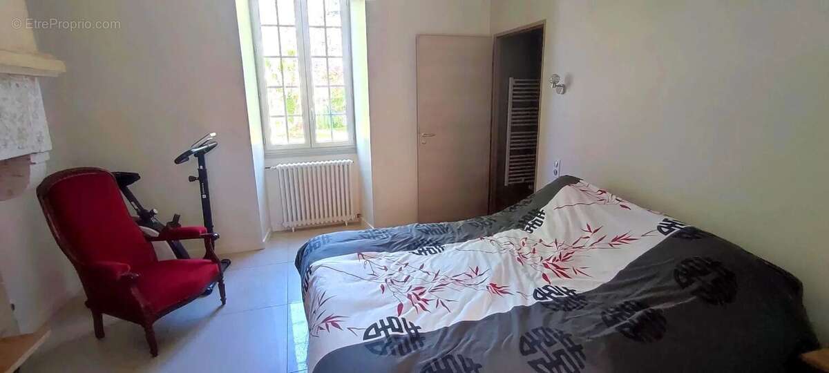 Maison à VIEUX-RUFFEC