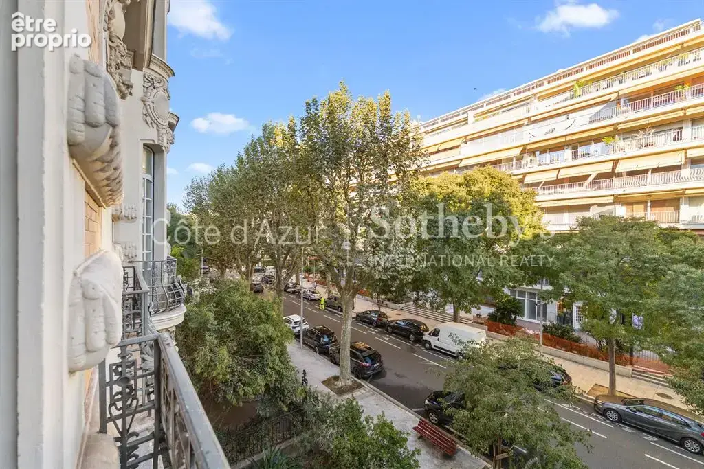 Nice Carré d’Or, appartement bourgeois de 120 m² rénové dans un immeuble Belle Époque - photo 19