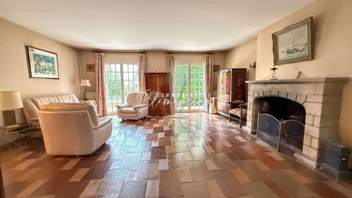 Maison familliale - villennes sur seine - 190 m² - terrain 1044 m² - photo 6
